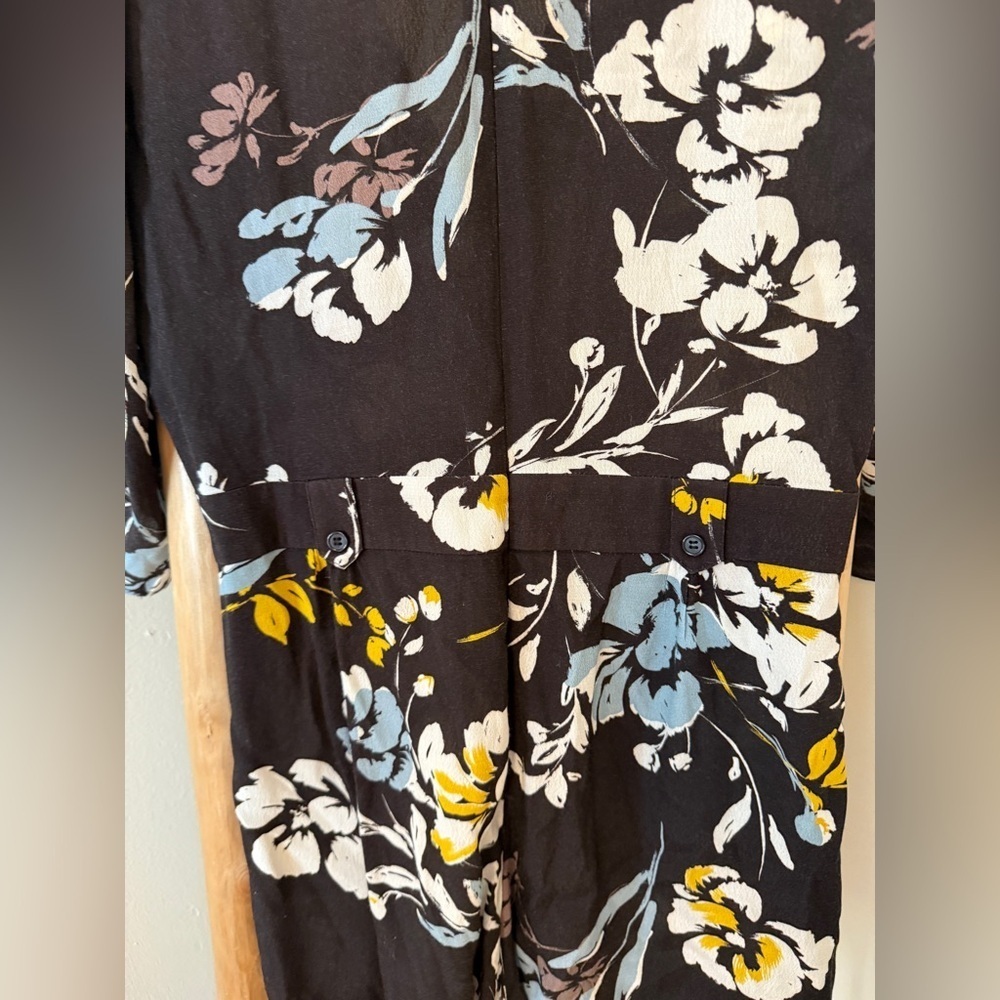 Yumi Kim Liz Floral Romper in Love Triangle Black Small - Picture 8 of 8